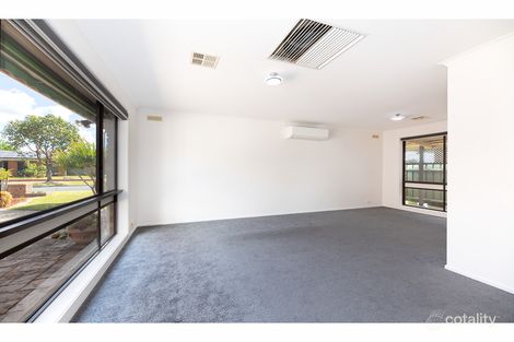 Property photo of 19 Pitmedden Drive West Wodonga VIC 3690