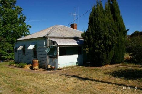 Property photo of 51 Fitzroy Avenue Cowra NSW 2794