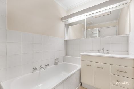 Property photo of 2/71 Ashburn Grove Ashburton VIC 3147