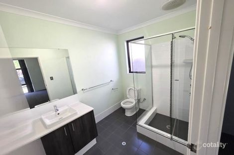 Property photo of 32 Delaronde Drive Success WA 6164