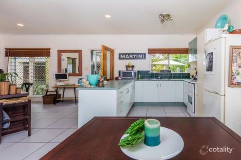 Property photo of 23 Saddle Mountain Road Smithfield QLD 4878