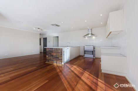 Property photo of 9 Hepburn Place Sydenham VIC 3037