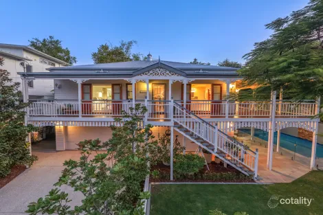 66 MAIN AVE, BARDON, QLD 4065