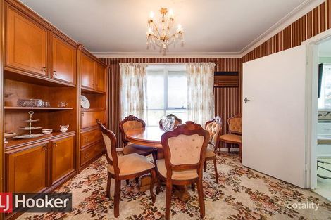 Property photo of 2 Carlyon Court Springvale VIC 3171