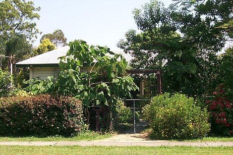 16 Beaton St, Coopers Plains, QLD 4108