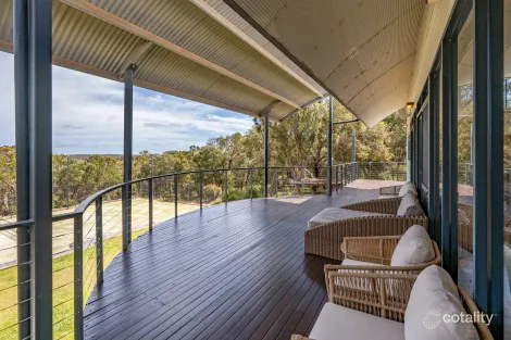 Property photo of 18 Macnair Place Yallingup WA 6282