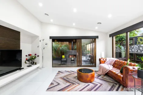 Property photo of 22 Billeroy Way Werribee VIC 3030