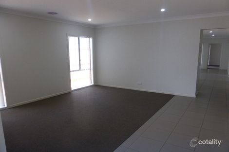 Property photo of 113 Grassbird Drive Point Cook VIC 3030