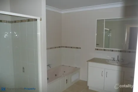 Property photo of 2/40 Cohoe Street Rangeville QLD 4350