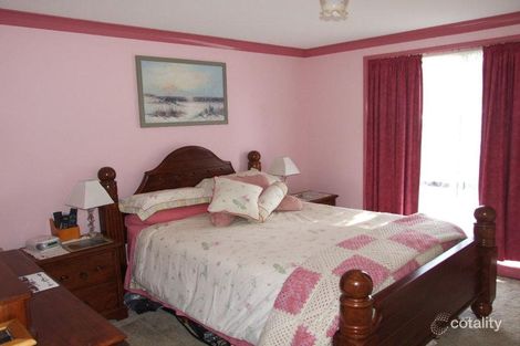 Property photo of 32 Palanas Drive Taree NSW 2430