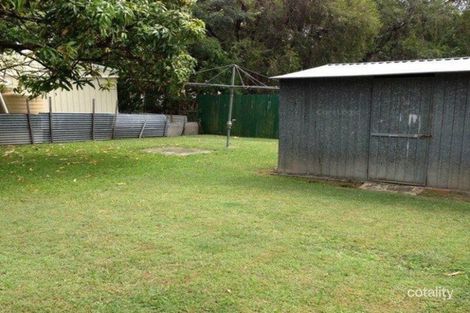 Property photo of 17 Thompson Street Silkstone QLD 4304