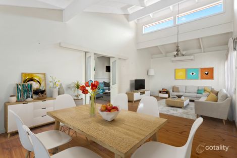 Property photo of 11 Ezard Close Berwick VIC 3806