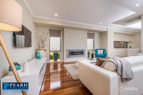 Property photo of 73 O'Mara Boulevard Iluka WA 6028