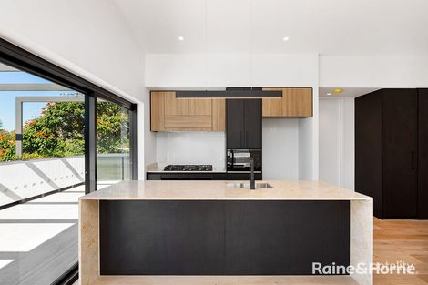 Property photo of 1/46 Warren Street St Lucia QLD 4067