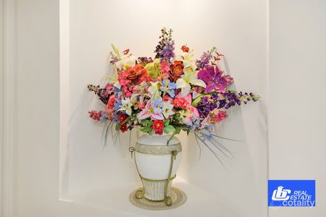 Property photo of 8 Correa Court Voyager Point NSW 2172