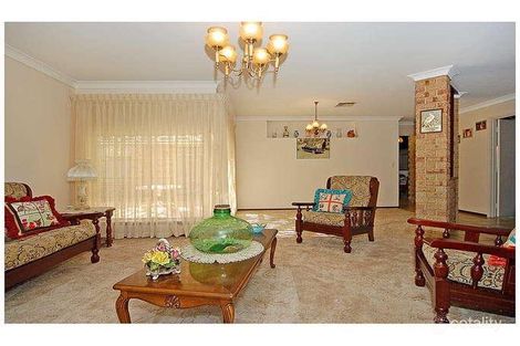 Property photo of 12 Strutt Way Noranda WA 6062