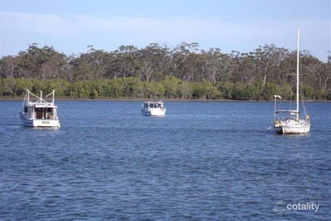 16 Green Ct, Buxton, QLD 4660