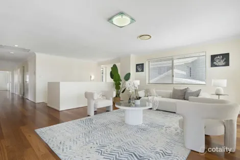 Property photo of 8 Golden Place Robertson QLD 4109