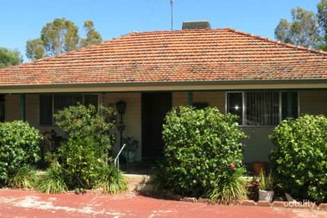 Property photo of 65 Suburban Road York WA 6302