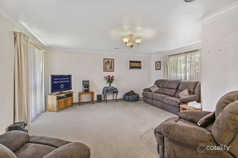 Property photo of 5 Warbler Court Carrum Downs VIC 3201