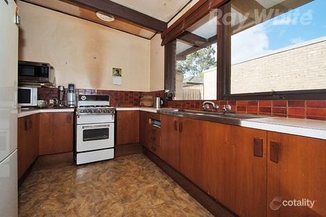 Property photo of 28 Norman Road Croydon VIC 3136