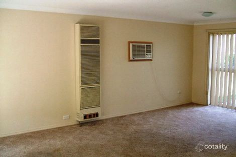 Property photo of 107 Undurra Drive Glenfield Park NSW 2650
