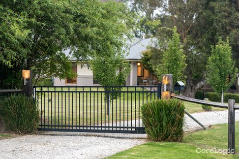 11 Woodside Dr, Moss Vale, NSW 2577