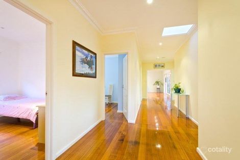 Property photo of 11 Chifley Avenue Altona VIC 3018