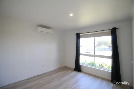 Property photo of 6 Alba Court Currimundi QLD 4551