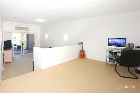 Property photo of 28/12 Promenade Avenue Robina QLD 4226