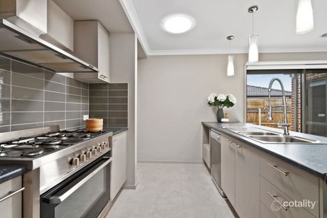 Property photo of 5 Hereford Boulevard Traralgon VIC 3844