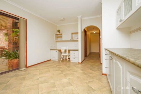 Property photo of 79 Simkin Crescent Kooringal NSW 2650
