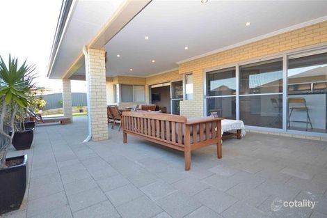 Property photo of 14 Anvils Circle Secret Harbour WA 6173