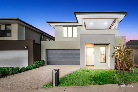 15 Pamir Cct, Clyde North, VIC 3978