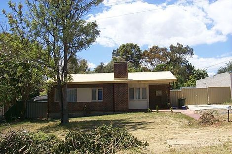 16 Cutts St, Hamilton Hill, WA 6163