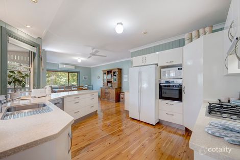 Property photo of 11 Stonebridge Place Aspley QLD 4034