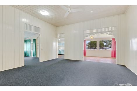 Property photo of 81 Brecknell Street The Range QLD 4700