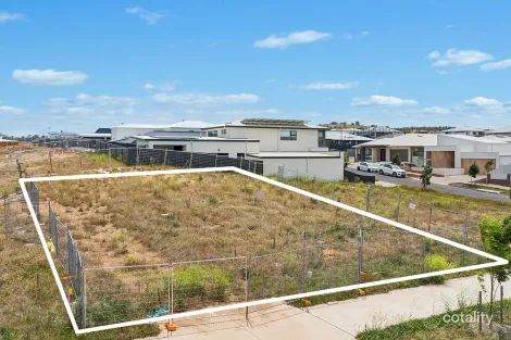 Property photo of 78 Thancoupie Crescent Whitlam ACT 2615