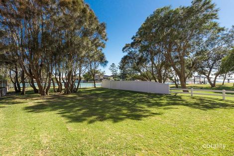 Property photo of 37 Headland Parade Barrack Point NSW 2528