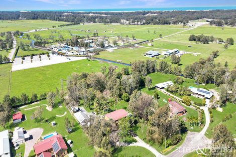 Property photo of 21 David Drive Salt Ash NSW 2318