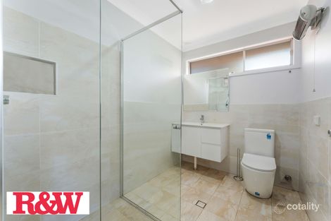 Property photo of 32 Poplar Crescent Bradbury NSW 2560