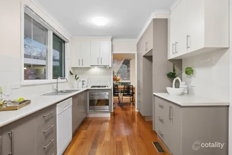 Property photo of 1 Gordon Crescent Blackburn VIC 3130