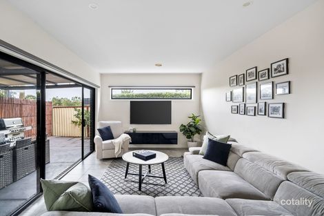 Property photo of 3/5 Oncidium Gardens Keilor Downs VIC 3038