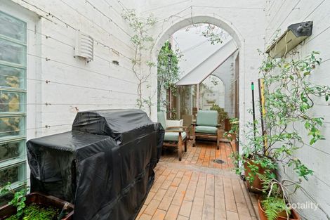 Property photo of 2/32-38 Bourke Street Melbourne VIC 3000