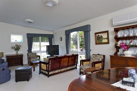 Property photo of 27 Eastern Road Strathdale VIC 3550