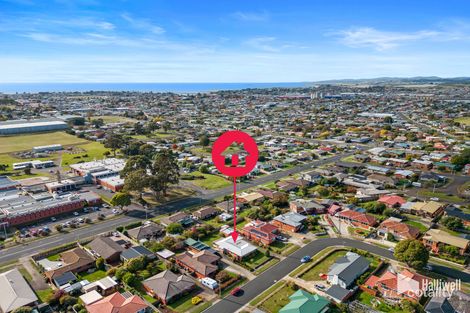 Property photo of 8 Willow Avenue Devonport TAS 7310