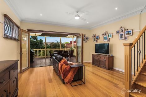 Property photo of 52 Bournian Avenue Strathmore VIC 3041
