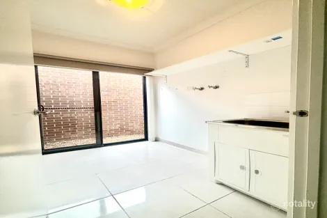 Property photo of 2/38 Loretta Boulevard Tarneit VIC 3029