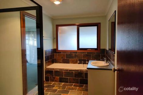 Property photo of 14 Emmy Court Burwood VIC 3125