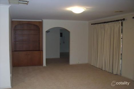 Property photo of 14 Eastlake Drive Lake Albert NSW 2650